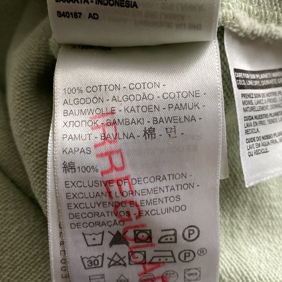 Levi’s sweatshirt - Picture 6 of 6